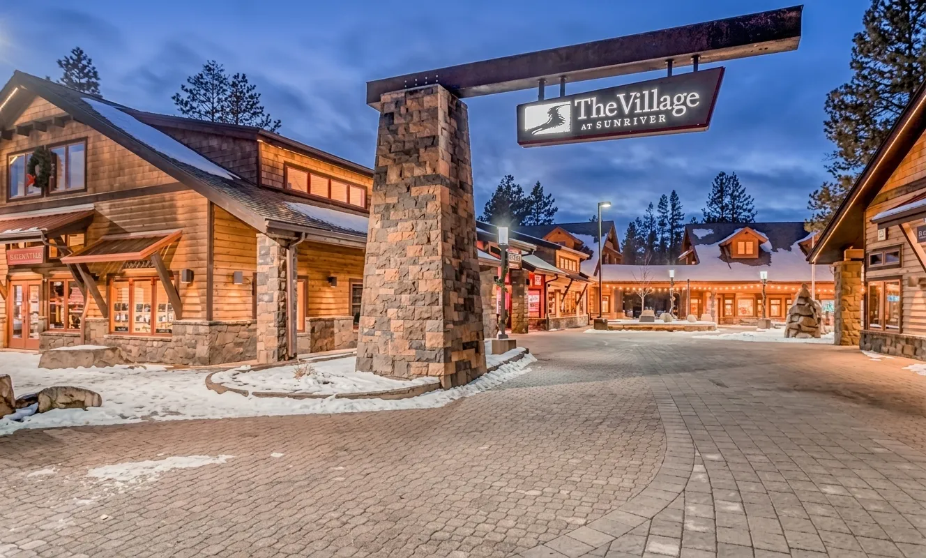 Commercial and exterior cleaning at a Sunriver, Oregon property